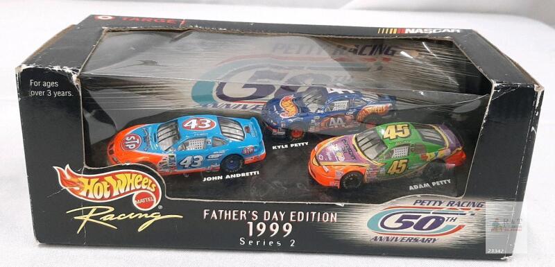 Hot Wheels NASCAR Petty Racing 50th Anniversary Father&rsquo;s Day Set (1999) Target Exclusive NIB