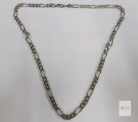 Vintage Sterling Silver Made in Italy Figaro Link Chain , Measures 22" long . Weights 39.0 grams