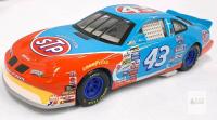 Hot Wheels 1:24 Pontiac Grand Prix #43 John Andretti STP NASCAR Diecast Model Car