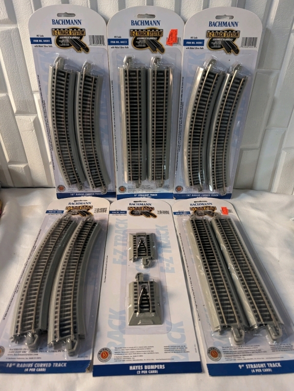 6 Packs of Bachmann E-Z Track Rails. HO Scale