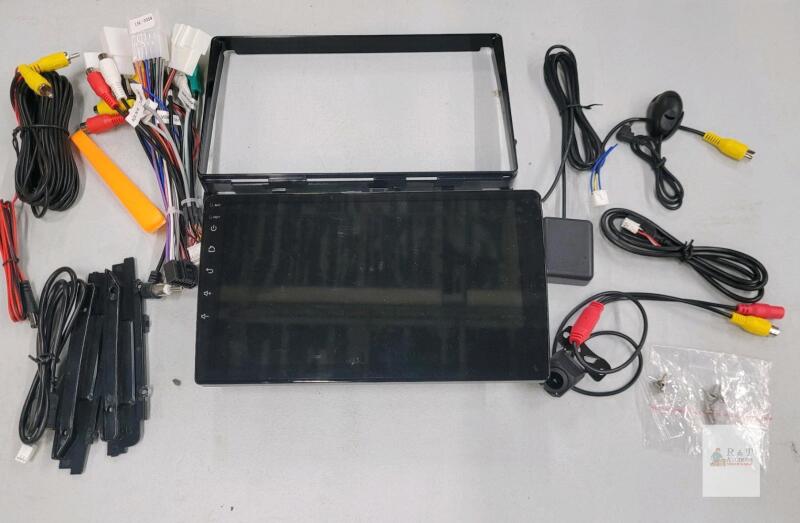 9" Rearview Display Screen & Camera plus Hardware . Untested