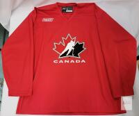 Bauer Team Canada 2026 Replica Jersey, Size Large, Red