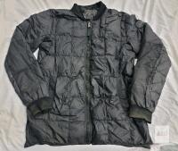 Canada Goose XL Black Insulated Jacket, Made in Canada, Down-Filled, Wind & Water-Resistant SEE DESC