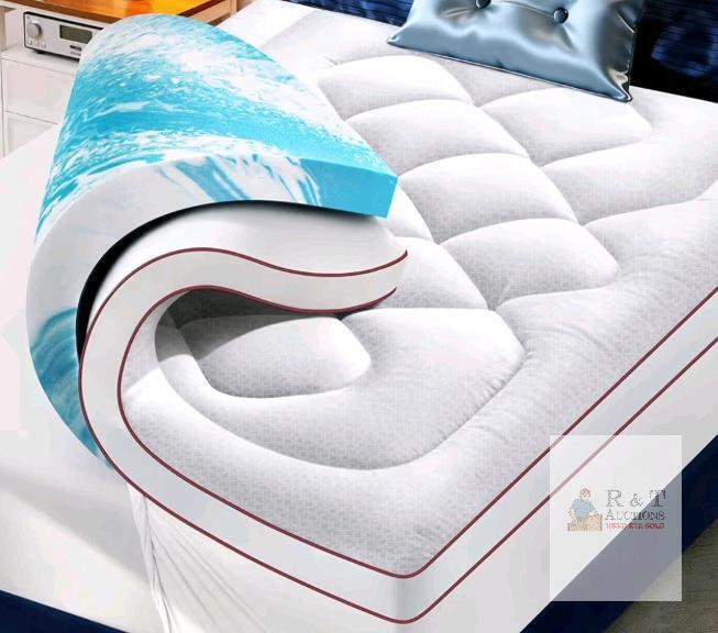 KELTARO Memory Foam Mattress Topper