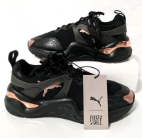 New PUMA Women's Rose Neoprene Sneakers (Size 7.5)