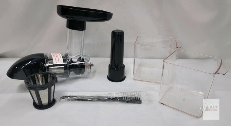 Masticating Juicer Attachment for Stand Mixer, 28oz Containers, Filters, Cleaning Brush Included