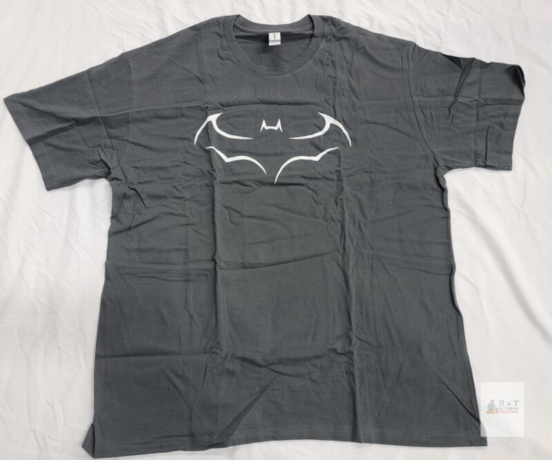 NEW Caribbean Seal XL Graphic T-Shirt, Style 79000, Batman Bat Logo, Dark Gray, 100% Cotton