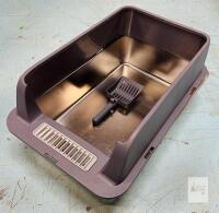 Stainless Steel Cat Litter Box with High Sides, Front Ramp Entry, and Scoop
