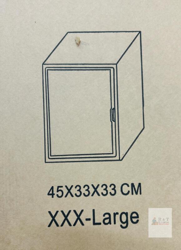 XXX-Large Clear Acrylic Display Box, Model 727-4533-A0, 17.7" x 13" x 13" SCRATCHING PRESENT
