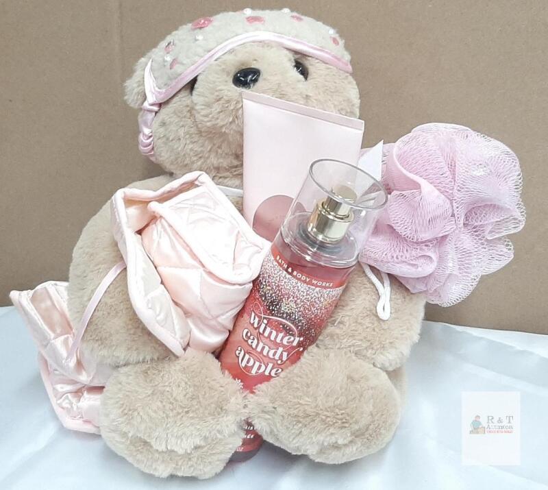 Air & Water 5 Pc Bath Bear Set, Plush Teddy, Quilt Bag, Loofah, Winter Candy Apple Mist, 10-12&rdquo;