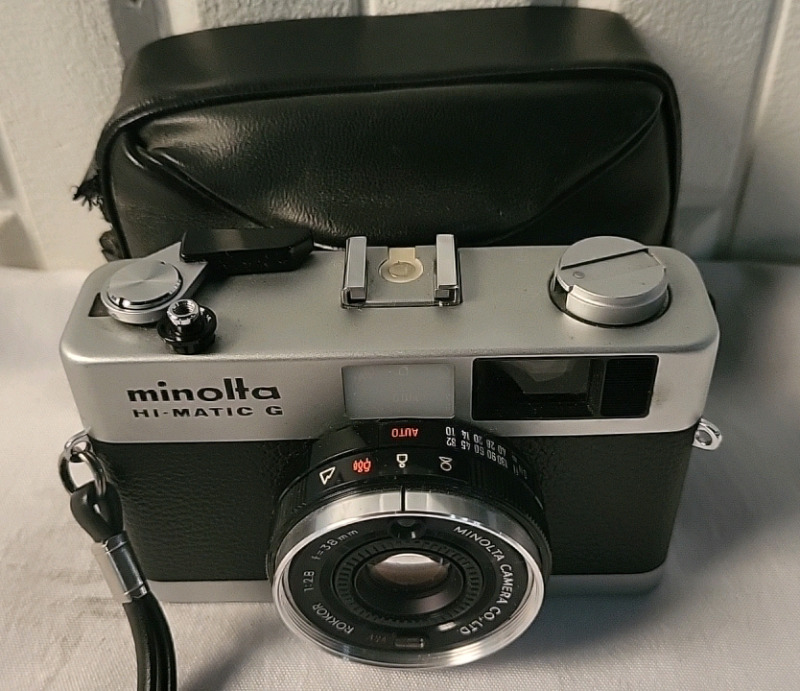 Vintage Minolta Hi-Matic G 35mm Film Camera