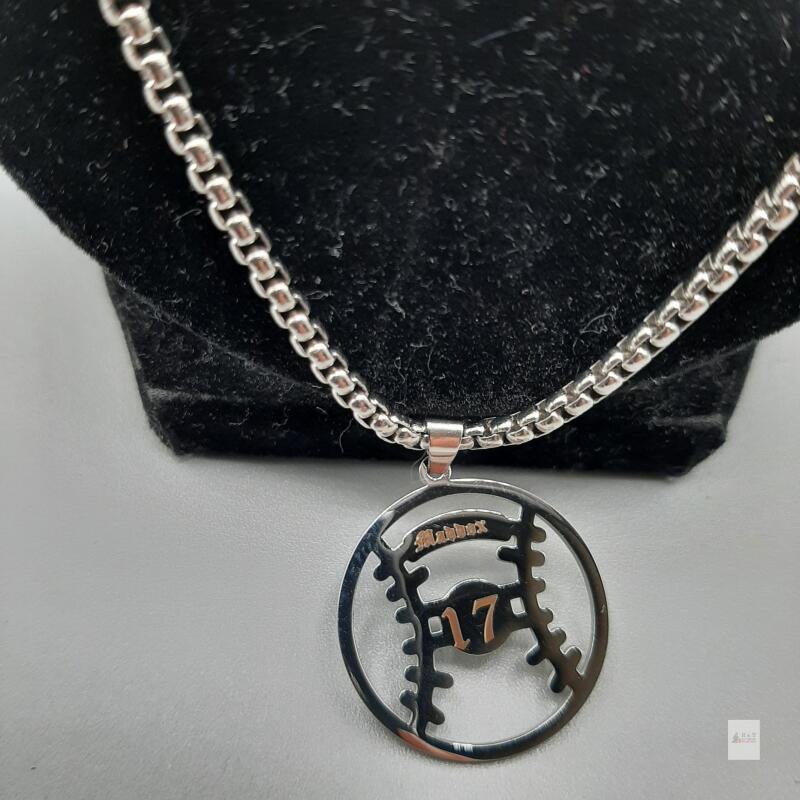 NEW Silver-Tone &ldquo;Maddox&rdquo; #17 Baseball Pendant Necklace