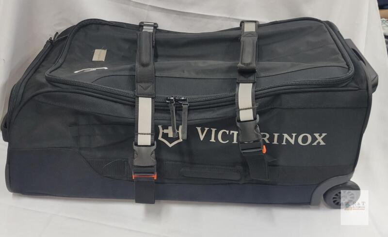 Victorinox CH-97 2.0 Large Rolling Duffel Bag, 30", Ballistic Nylon, Black, Telescoping Handle