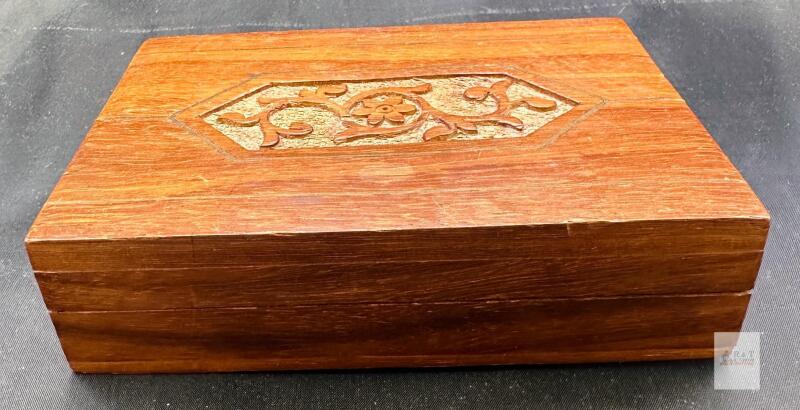 Hand-Carved Wooden Floral Jewelry or Trinket Box, 8x5x2 Inches, Hinged Lid