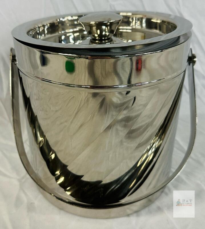 Stainless Steel Ice Bucket with Lid and Handle, 3 Qt Capacity, Double-Walled Insulation