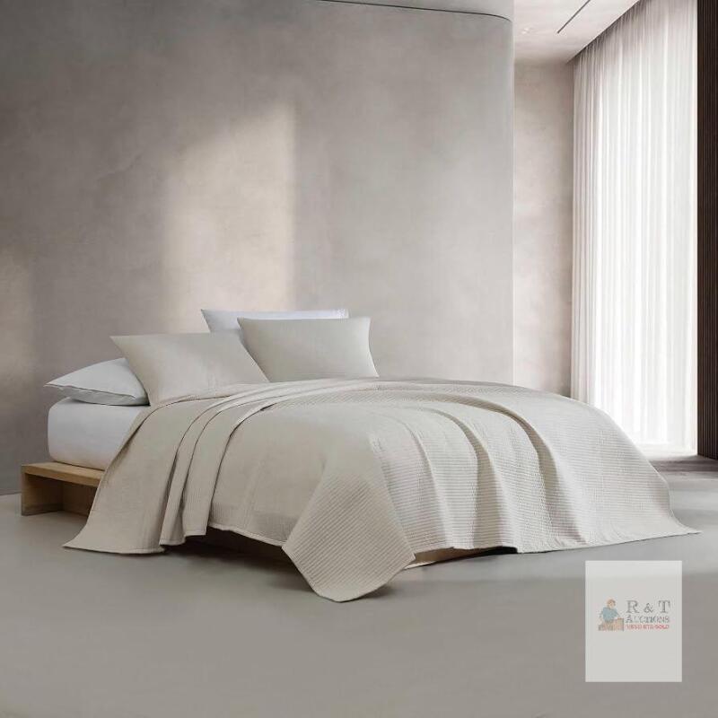 NEW Calvin Klein Modern Lines 3 Piece Quilt Set, Queen, Ivory, Includes 2 Shams, 92"x96"