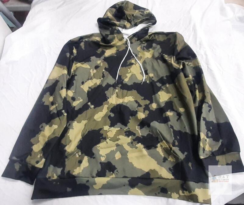 New 2XL Camouflage Pullover Hoodie with Kangaroo Pocket and Drawstring Hood