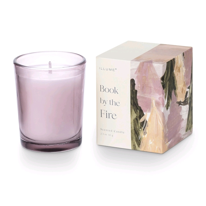 2 New Illume Book by the Fire Scented Candles - 65g