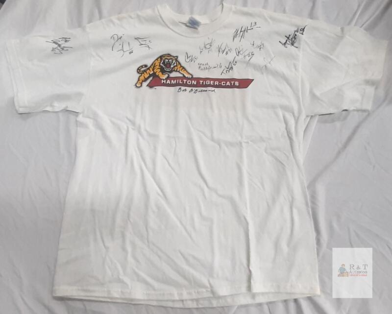 Autographed Hamilton Tiger-Cats XL T-Shirt with Multiple Signatures